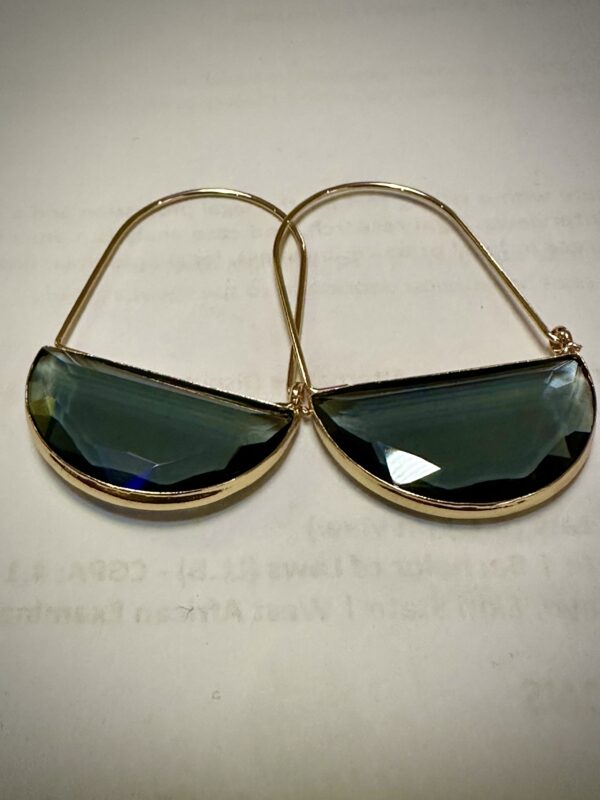 RIZE Earrings (Sapphire)