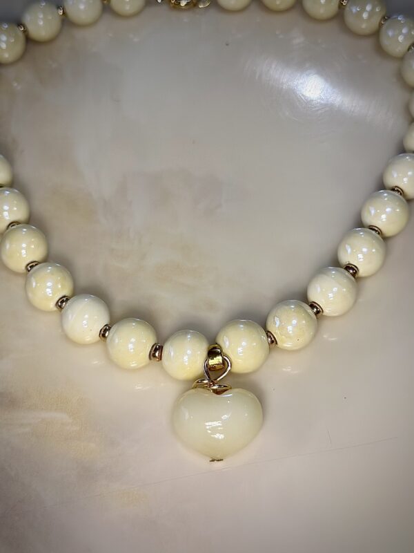 TABI Neckpiece